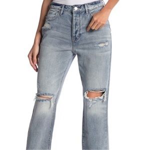 Kendall & Kylie NWT The Icon High Rise Straight Leg Jeans Size 11/30
